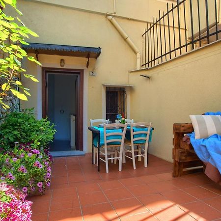 Willa Casa A 2 Passi Dal Mare Con Patio Privato Imperia Zewnętrze zdjęcie